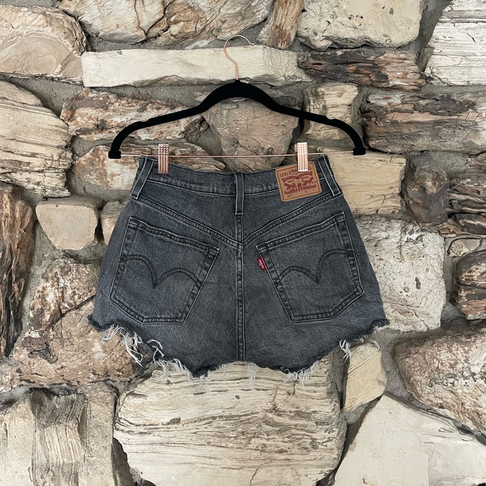 Black Levi’s 501 Jean Shorts
